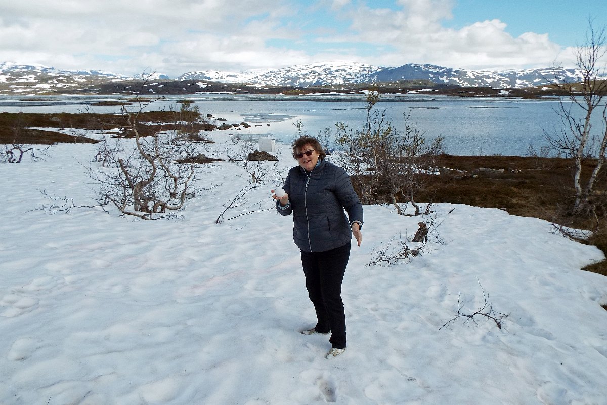 DSCF4444.jpg - Juulikuu lumi Põhja Rootsis.